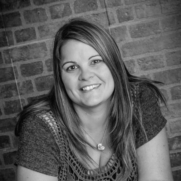 Meet your Posher, Mylène - Picture 1 of 1